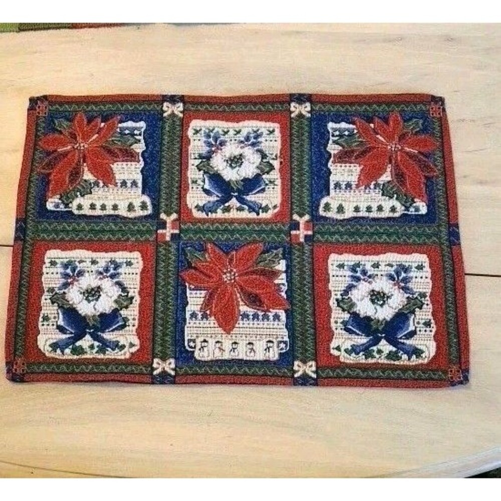 Christmas House Placemats Vintage Tapestry Set Of 4 Traditional Great Condition